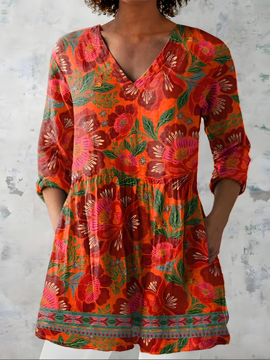 Priscilla | Long Blouse with V-Neck